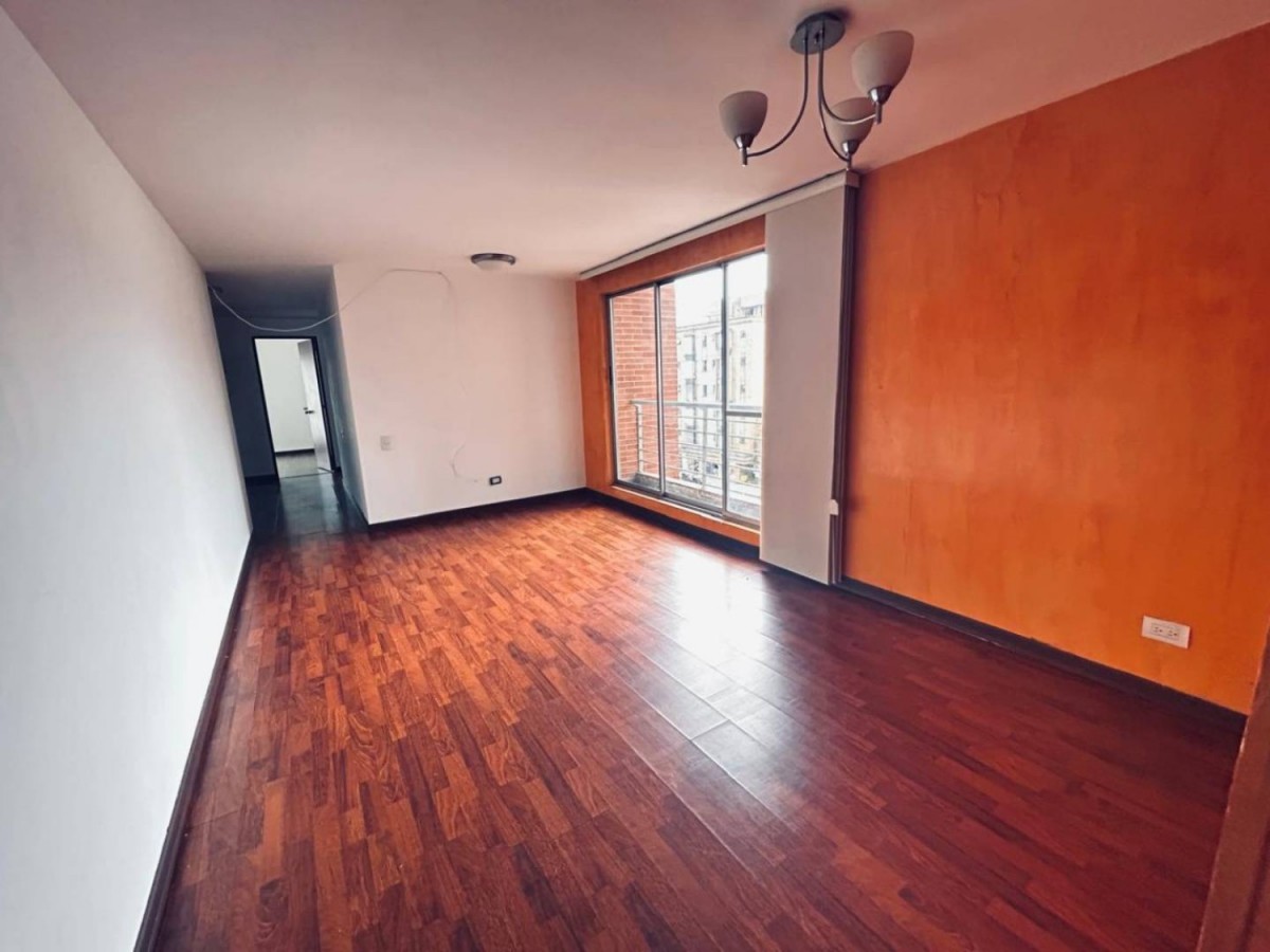 Apartamento en venta en Los Andes, Bogotá · foto 3 de 23