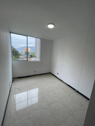 Apartamento de 3 alcobas en arriendo en Loma De Los Bernal, Medellín, 85 m² · foto 13 de 21