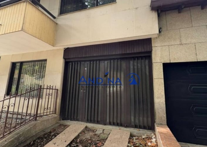 Casa de 4 alcobas en venta en Simon Bolivar, Medellín, 145 m² · foto 3 de 7