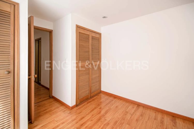 Apartamento en venta en Bella Suiza, Bogotá · foto 8 de 10