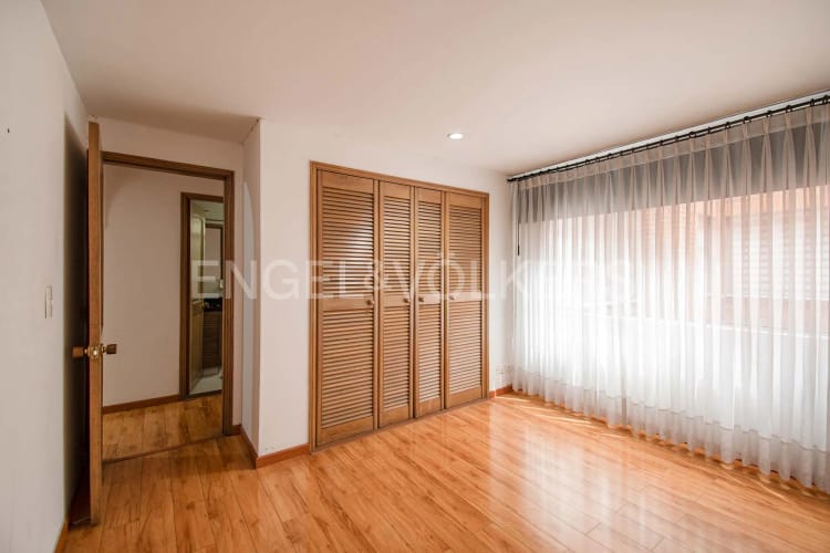Apartamento en venta en Bella Suiza, Bogotá · foto 4 de 10