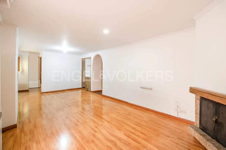 Apartamento en venta en Bella Suiza, Bogotá · foto 3 de 10
