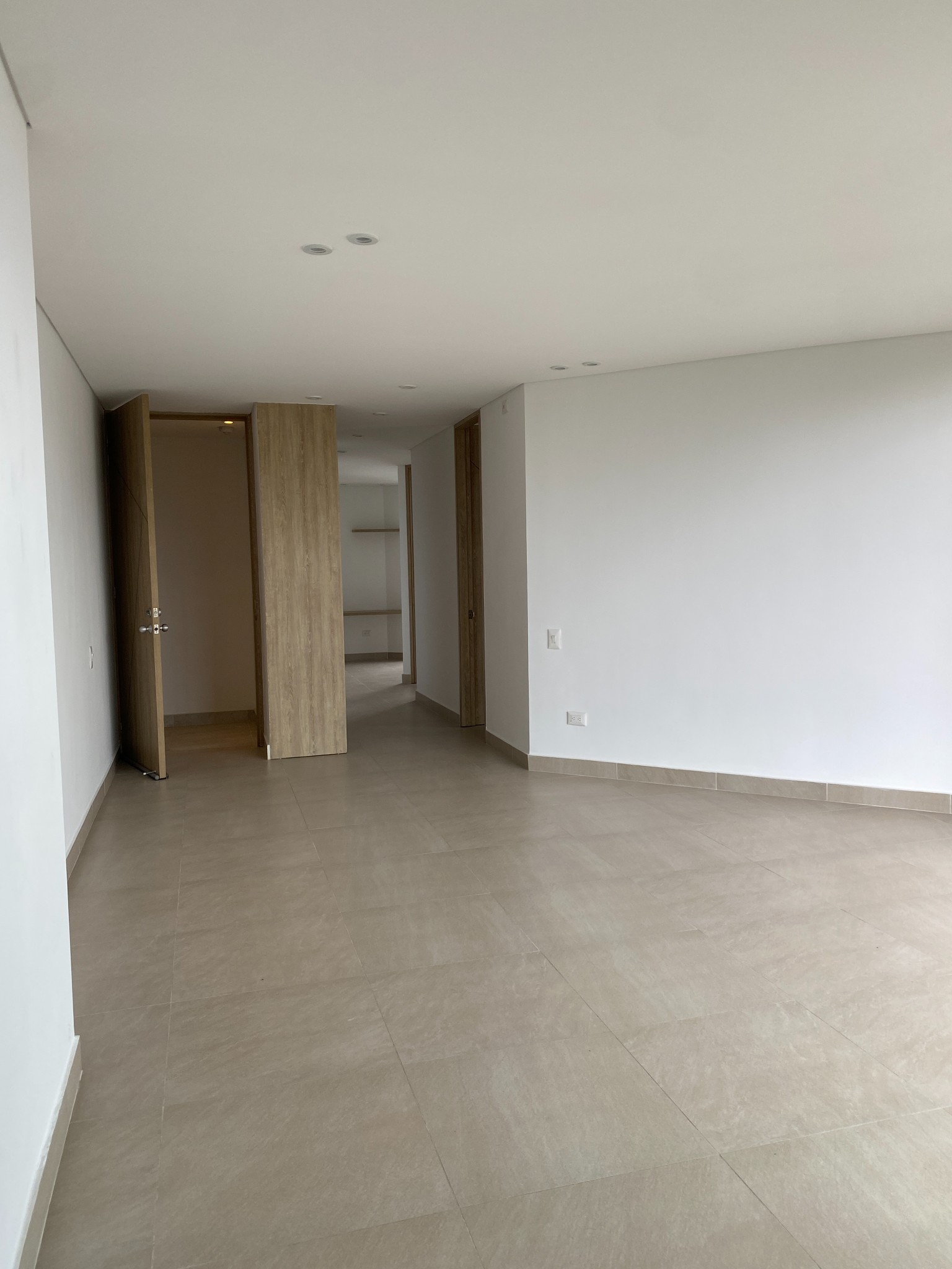 Apartamento en arriendo en Bellavista, Ibagué · foto 3 de 9