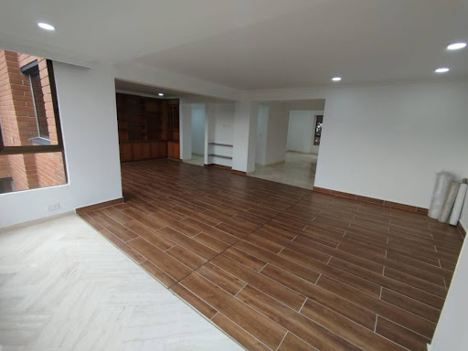 Apartamento en arriendo en El Campestre, Medellín · foto 2 de 24