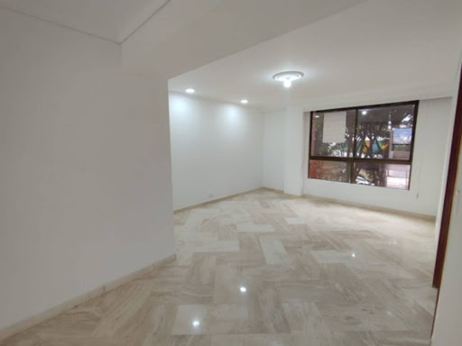 Apartamento en arriendo en El Campestre, Medellín · foto 8 de 24