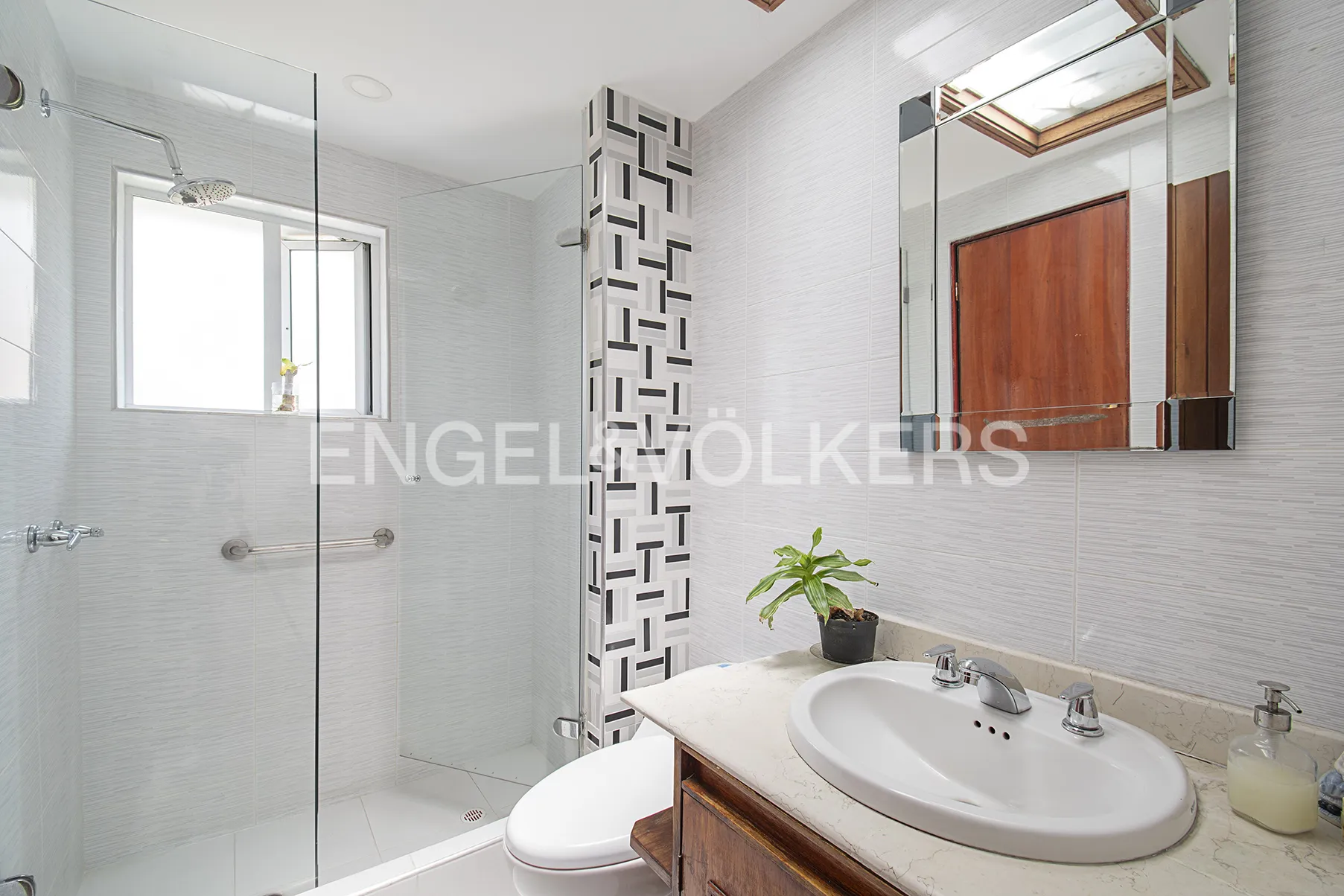 Casa en venta en La Carolina, Bogotá · foto 13 de 16