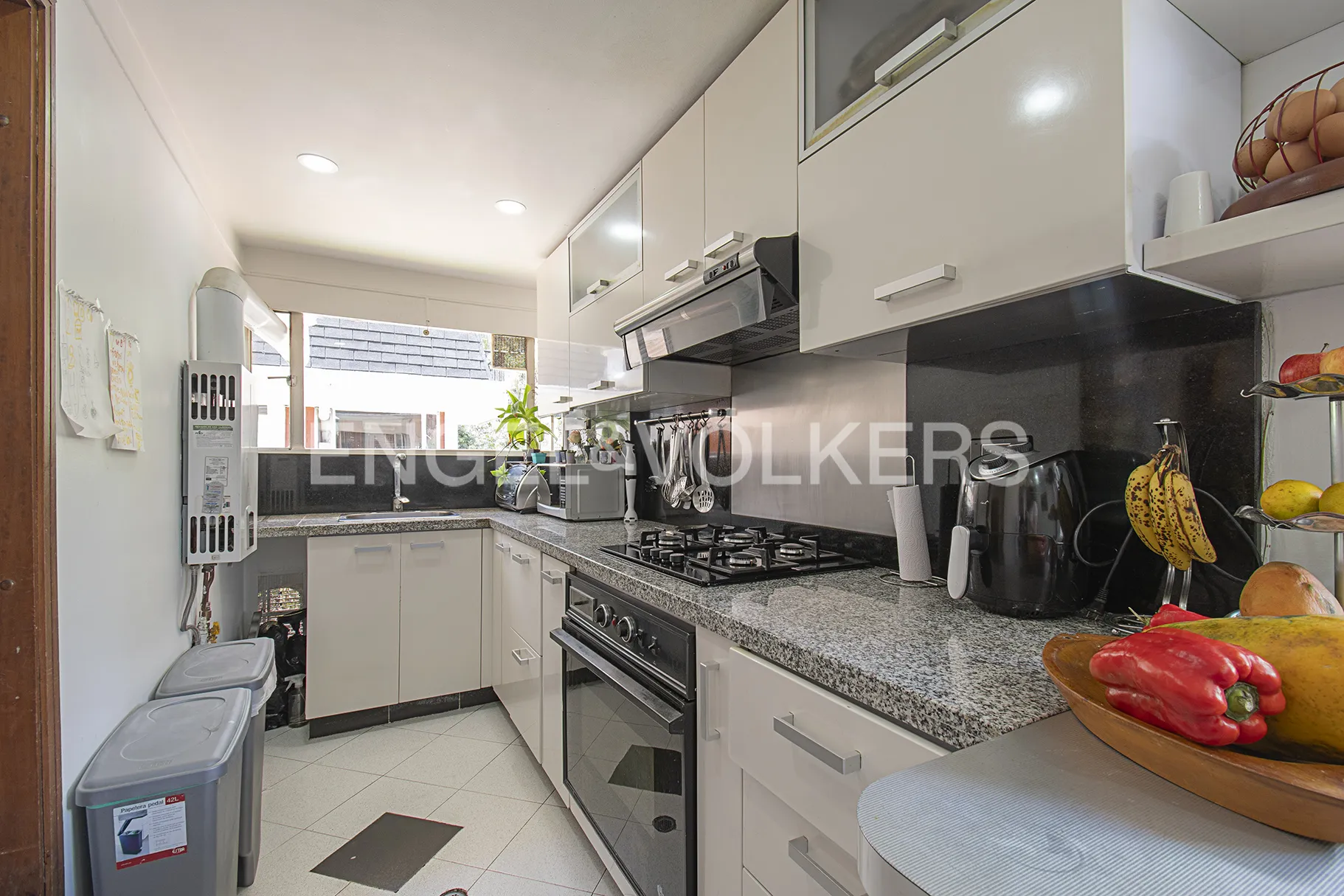 Casa en venta en La Carolina, Bogotá · foto 6 de 16