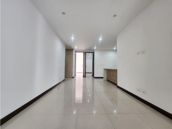 Apartamento de 3 alcobas en venta en Lorena, Medellín, 110 m² · foto 5 de 13