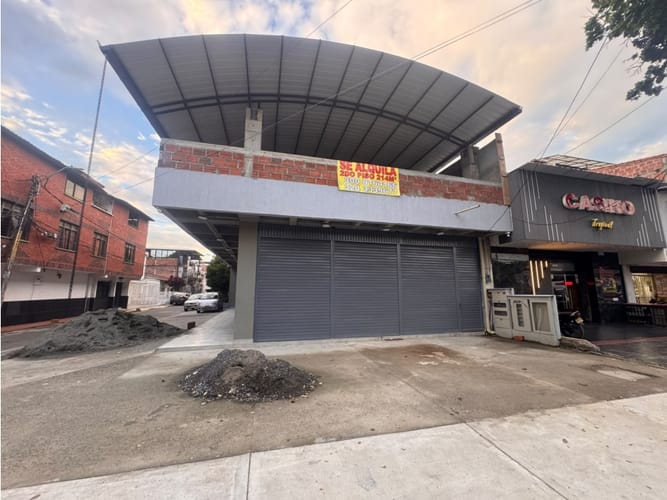 Local en arriendo en Panamericano, Cali, 214 m² · foto 3 de 5