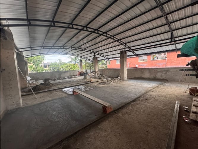 Local en arriendo en Panamericano, Cali, 214 m² · foto 4 de 5
