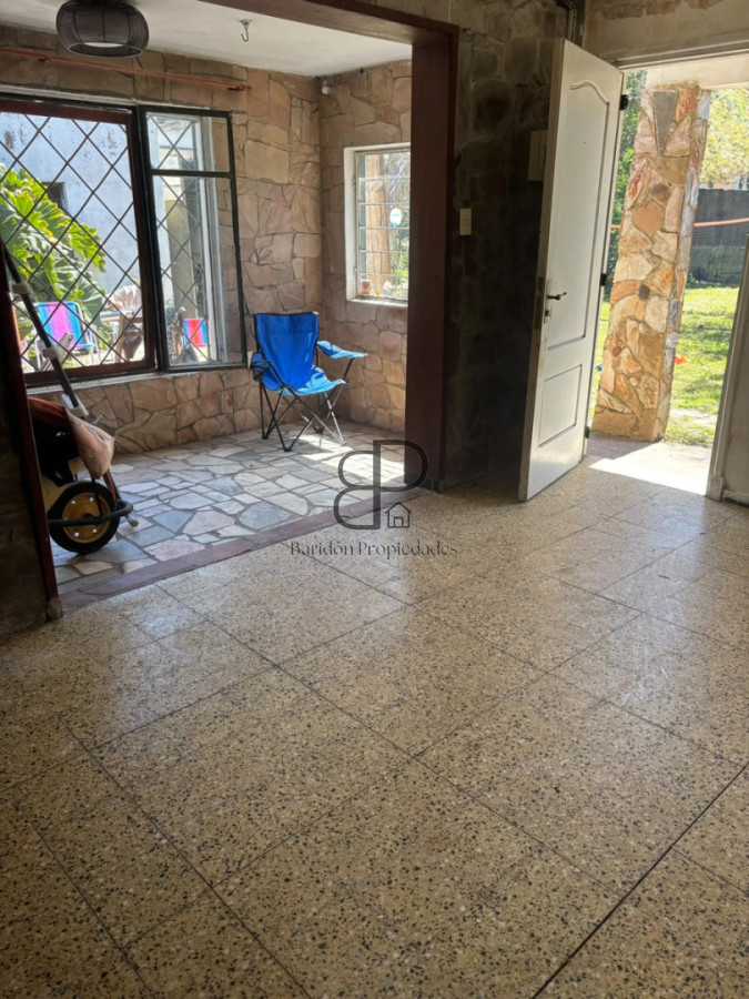 Alquiler Casa 3 Dormitorios Galpon y Terreno Colonia Nicolich · Foto 3