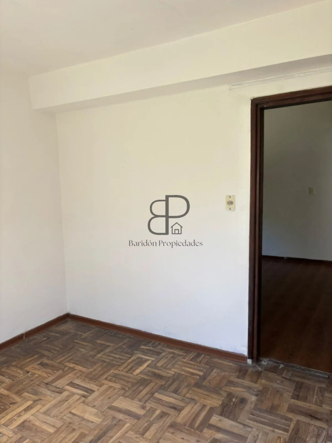 Alquiler Casa 3 Dormitorios Galpon y Terreno Colonia Nicolich · Foto 8