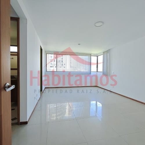 Apartamento de 3 alcobas en venta en Aves Maria, Sabaneta, 127 m² · foto 9 de 24