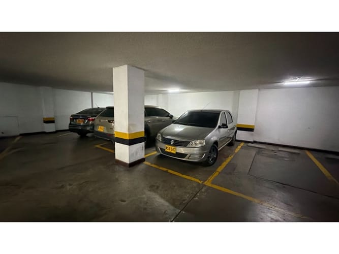 Apartamento de 3 alcobas en venta en Santa Monica, Cali, 166 m² · foto 3 de 24