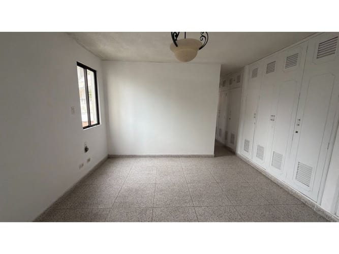 Apartamento de 3 alcobas en venta en Santa Monica, Cali, 166 m² · foto 19 de 24