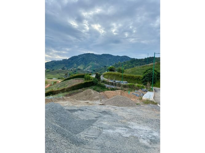 Lote en venta en Combia Alta, Dosquebradas, 2000 m² · foto 4 de 7