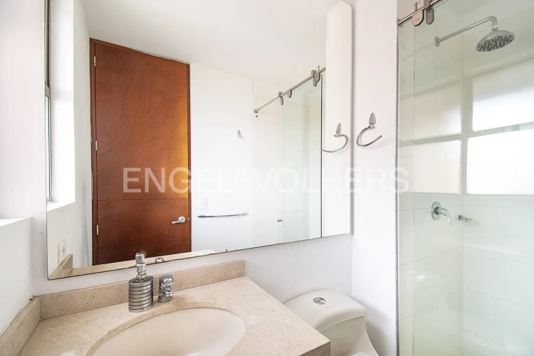 Apartamento de 4 alcobas en venta en Cerros De Suba, Bogotá, 207 m² · foto 14 de 20