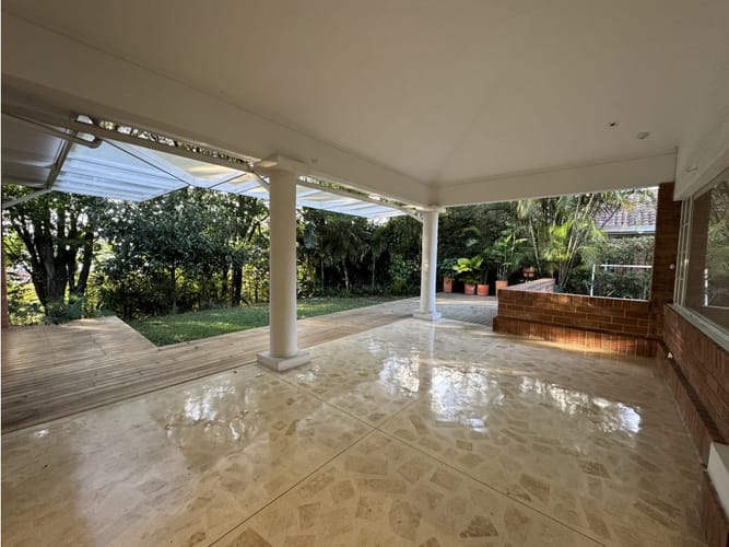 Casa de 4 alcobas en venta en El Tesoro, Medellín, 400 m² · foto 3 de 24