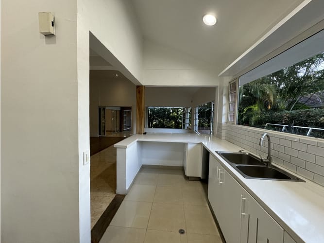 Casa de 4 alcobas en venta en El Tesoro, Medellín, 400 m² · foto 4 de 24