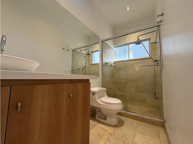 Casa de 4 alcobas en venta en El Tesoro, Medellín, 400 m² · foto 20 de 24