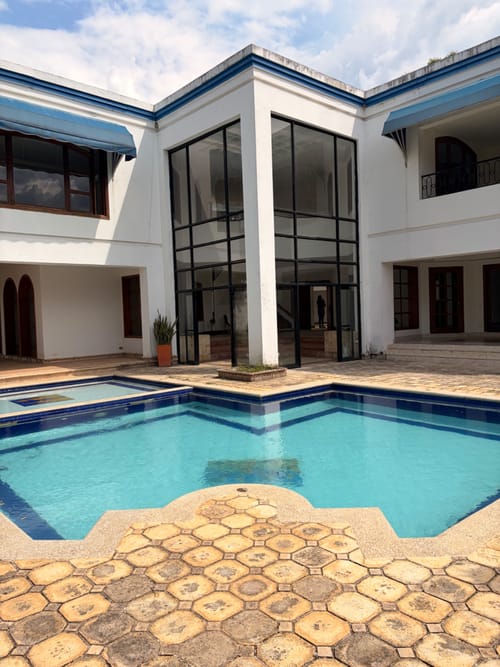 Casa de 8 alcobas en venta en La Riverita, Cali, 1800 m² · foto 4 de 11