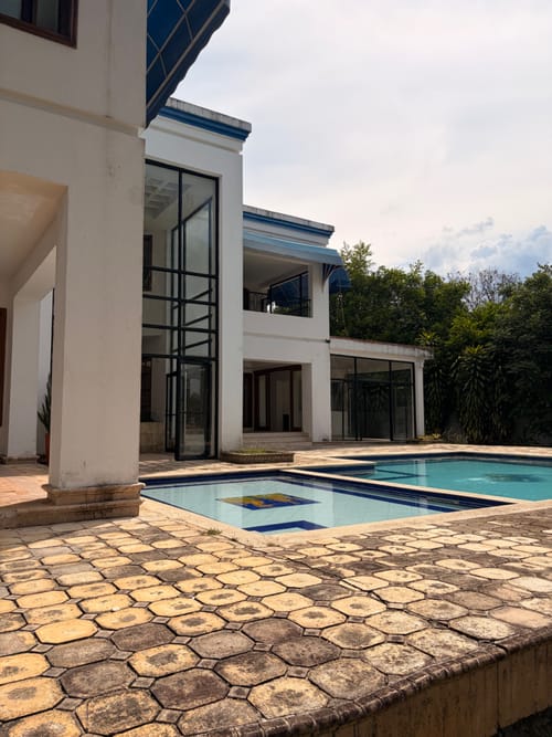 Casa de 8 alcobas en venta en La Riverita, Cali, 1800 m² · foto 5 de 11