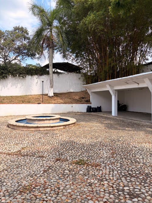 Casa de 8 alcobas en venta en La Riverita, Cali, 1800 m² · foto 10 de 11