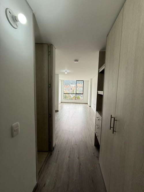 Apartaestudio en venta en Antiguo Country, Bogotá, 25 m² · foto 2 de 19