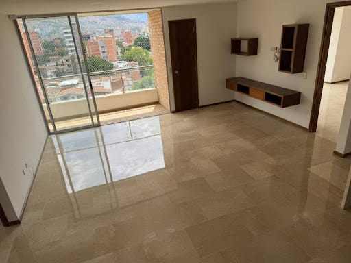 Apartamento de 3 alcobas en arriendo en La Castellana, Medellín, 180 m² · foto 7 de 21