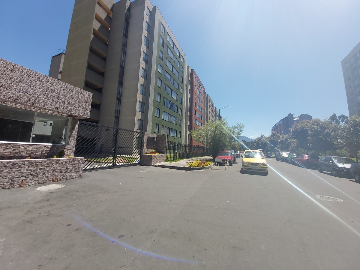 Apartamento en venta en Primavera Occidental - Puente Aranda, Bogotá · foto 8 de 11