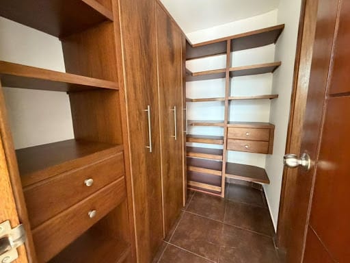 Apartamento de 3 alcobas en arriendo en La Castellana, Medellín, 180 m² · foto 16 de 21