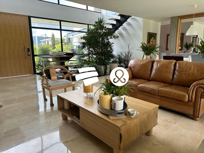 Casa de 4 alcobas en venta en Las Palmas, Envigado, 1634 m² · foto 3 de 15