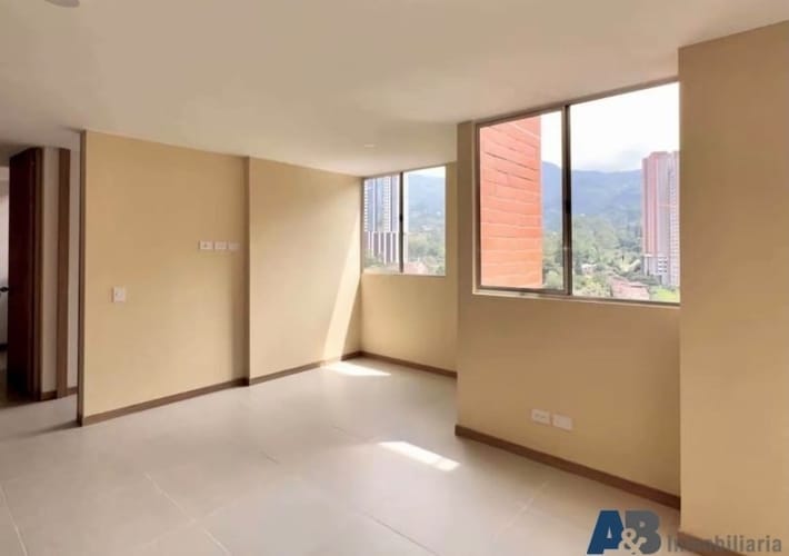 Apartamento de 2 alcobas en arriendo en Loma De La Doctora, Sabaneta, 62 m² · foto 4 de 13