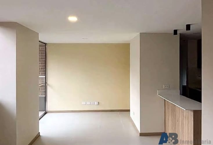 Apartamento de 2 alcobas en arriendo en Loma De La Doctora, Sabaneta, 62 m² · foto 5 de 13