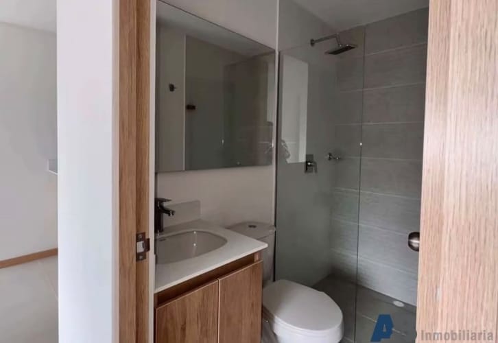 Apartamento de 2 alcobas en arriendo en Loma De La Doctora, Sabaneta, 62 m² · foto 9 de 13