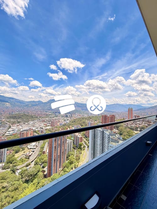 Apartamento de 3 alcobas en venta en Loma Del Indio, Medellín, 133 m² · foto 3 de 24