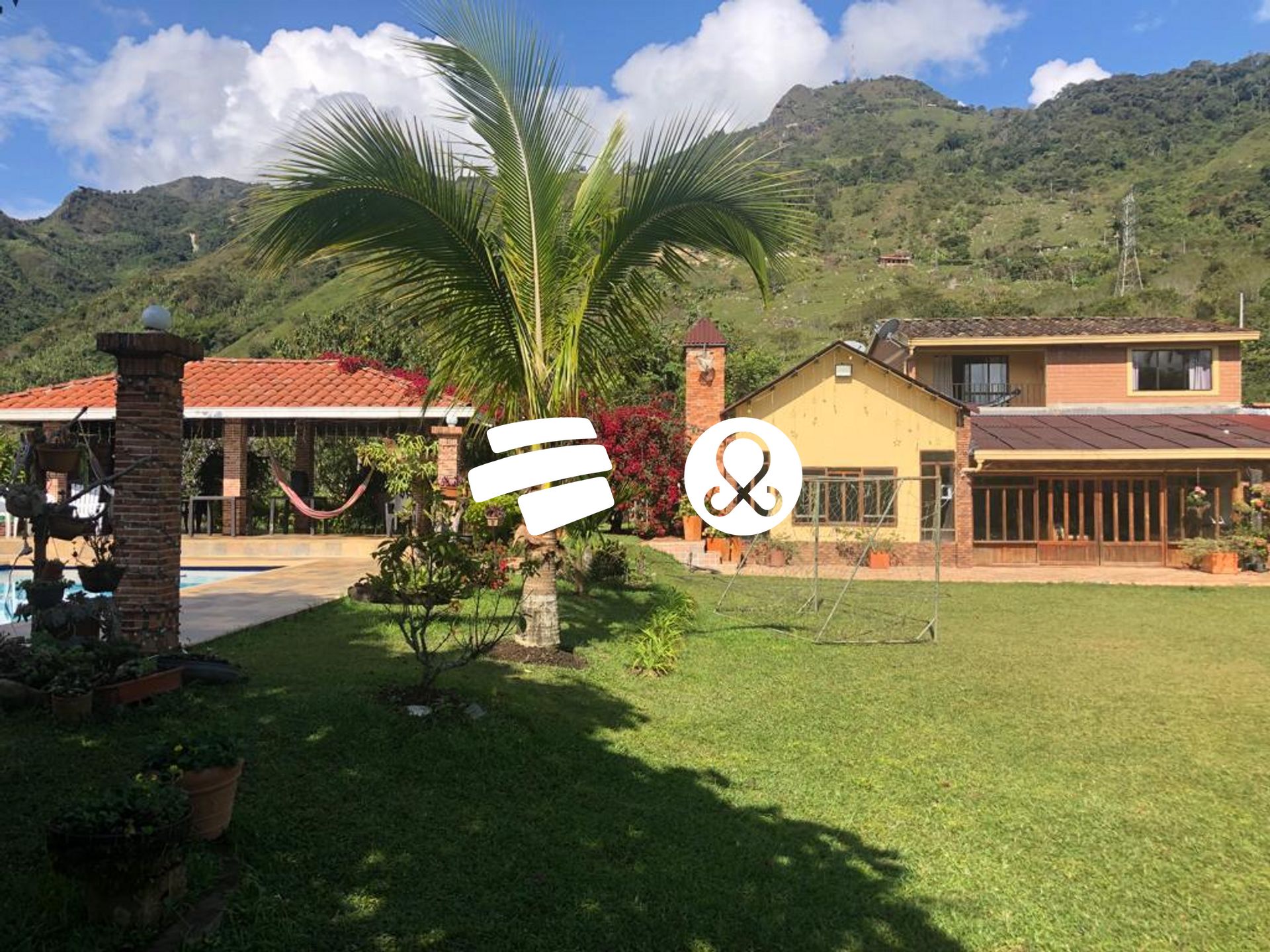 5BR House in Centro (4390 m²) for Sale
