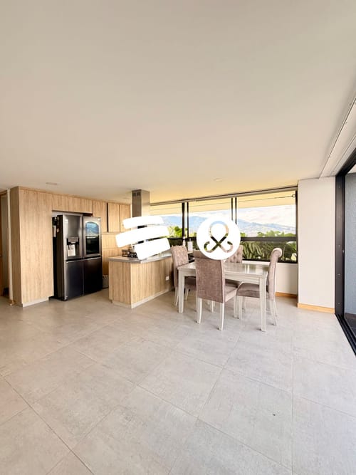 Apartamento de 3 alcobas en venta en Loma Del Indio, Medellín, 133 m² · foto 11 de 24