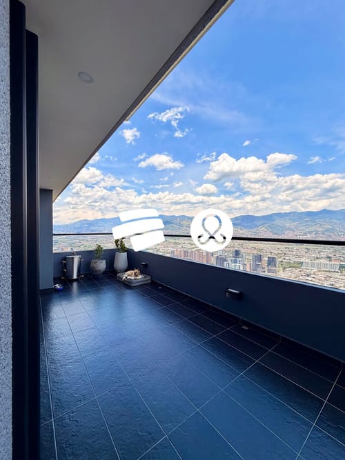 Apartamento de 3 alcobas en venta en Loma Del Indio, Medellín, 133 m² · foto 23 de 24