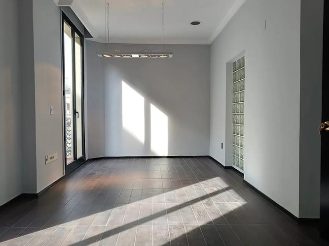 Alquiler Oficina Ciudad Vieja · Foto 3