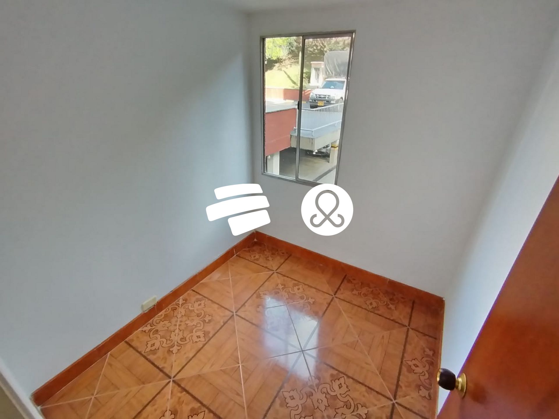 Apartamento en venta en La Milagrosa, Medellín · foto 5 de 16