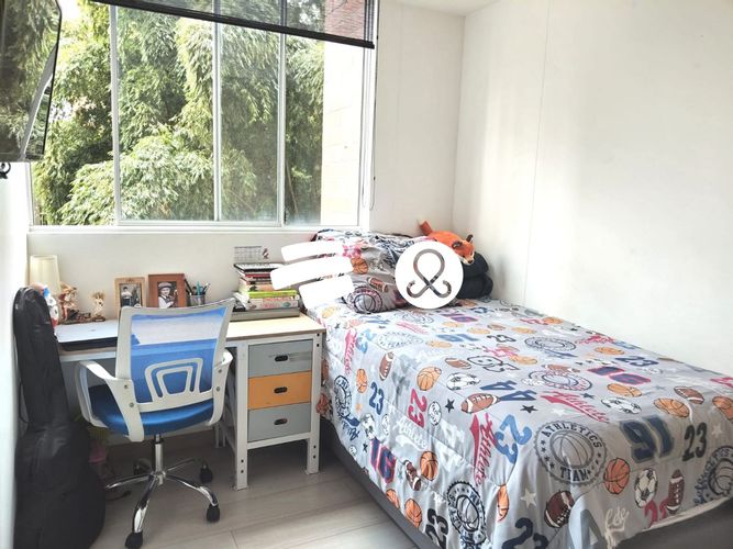 Apartamento de 3 alcobas en venta en Las Lomitas, Sabaneta, 77 m² · foto 10 de 18