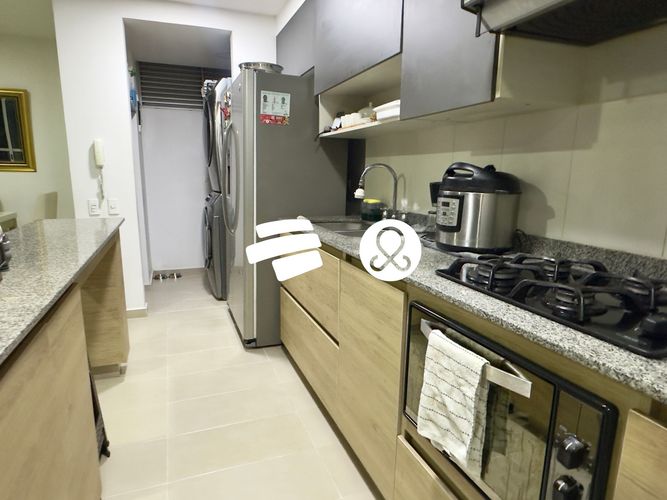 Apartamento de 3 alcobas en venta en Las Lomitas, Sabaneta, 77 m² · foto 11 de 18