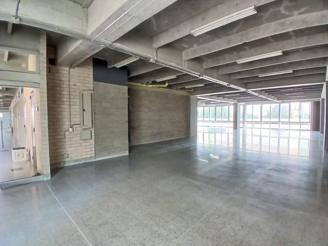 Oficina en arriendo en Guayabal, Medellín, 197 m² · foto 4 de 10
