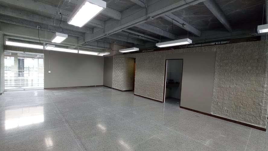 Oficina en arriendo en Guayabal, Medellín, 175 m² · foto 2 de 10