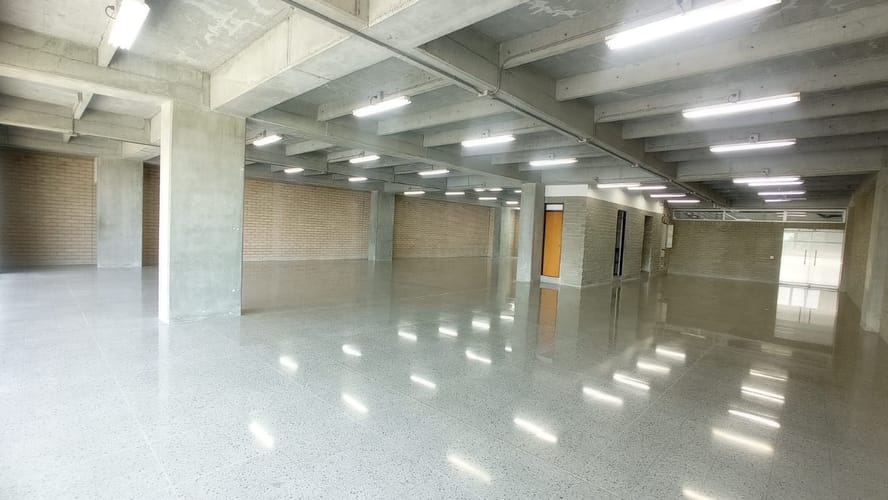 Oficina en arriendo en Guayabal, Medellín, 175 m² · foto 10 de 10