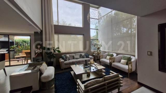 Casa de 5 alcobas en venta en Fonquetá, Chía, 370 m² · foto 4 de 23
