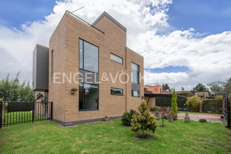 Casa de 4 alcobas en venta en Hacienda Samaria, Chía, 250 m² · foto 19 de 20