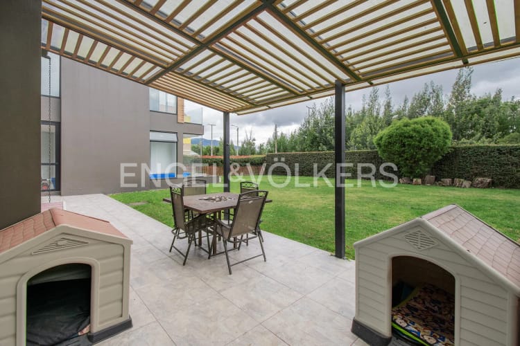 Casa de 4 alcobas en venta en Hacienda Samaria, Chía, 250 m² · foto 17 de 20