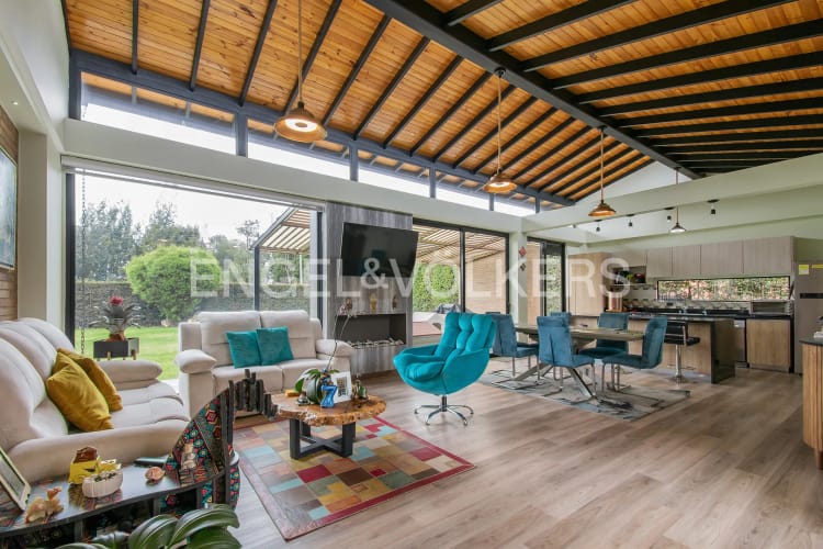 Casa de 4 alcobas en venta en Hacienda Samaria, Chía, 250 m² · foto 3 de 20